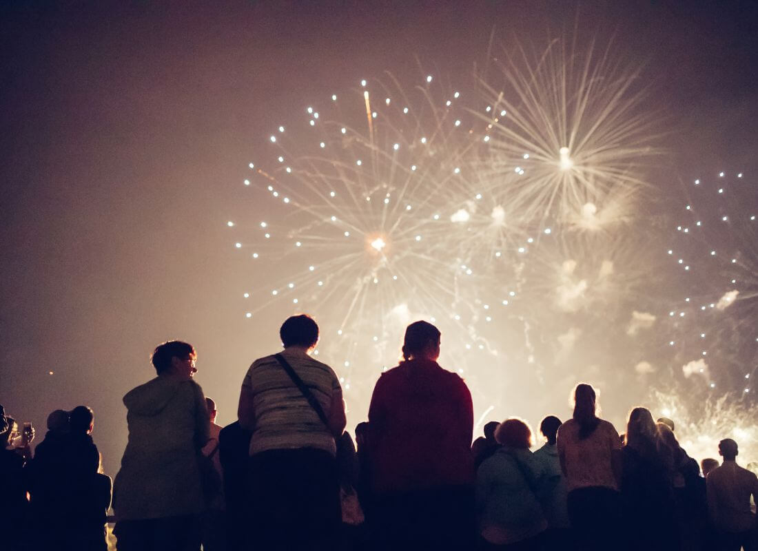 How can you keep your little ones safe and cozy on Bonfire Night?